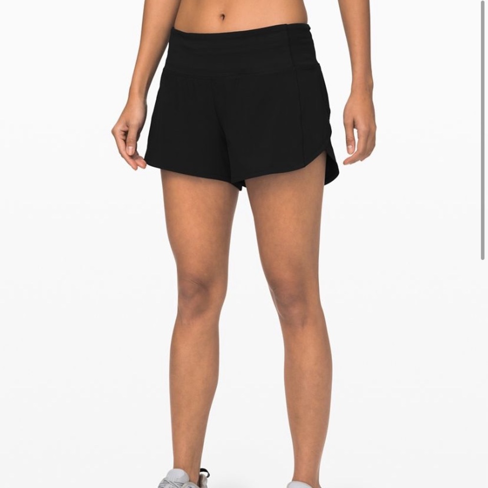 Lululemon Speed Up Mid-Rise Short 4”